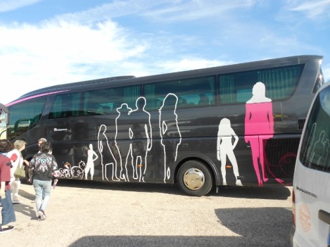 tour-bus-at-cabo-da-roca